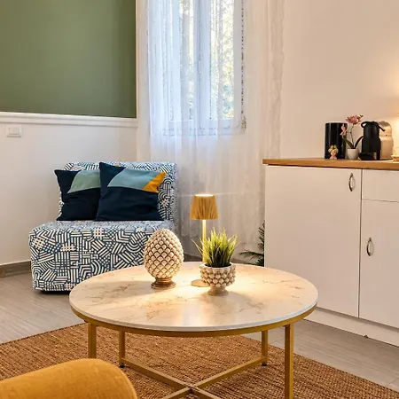 Isabella House Apartament *